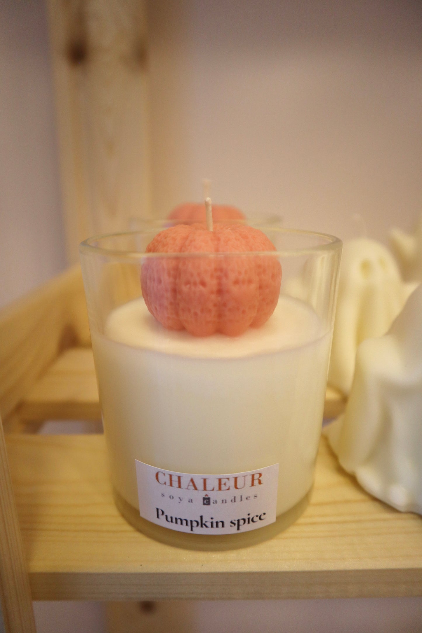 Pumpkin spice candle