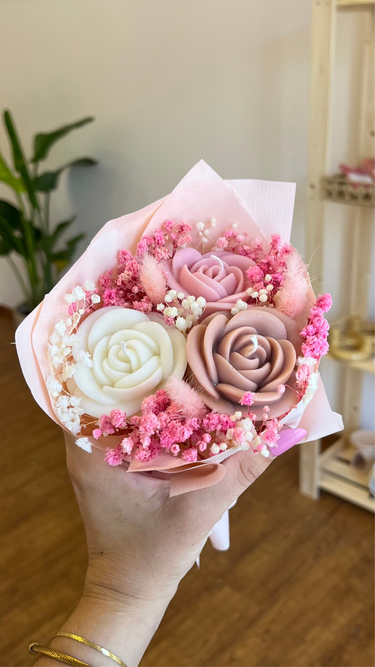 Classic candle bouquet