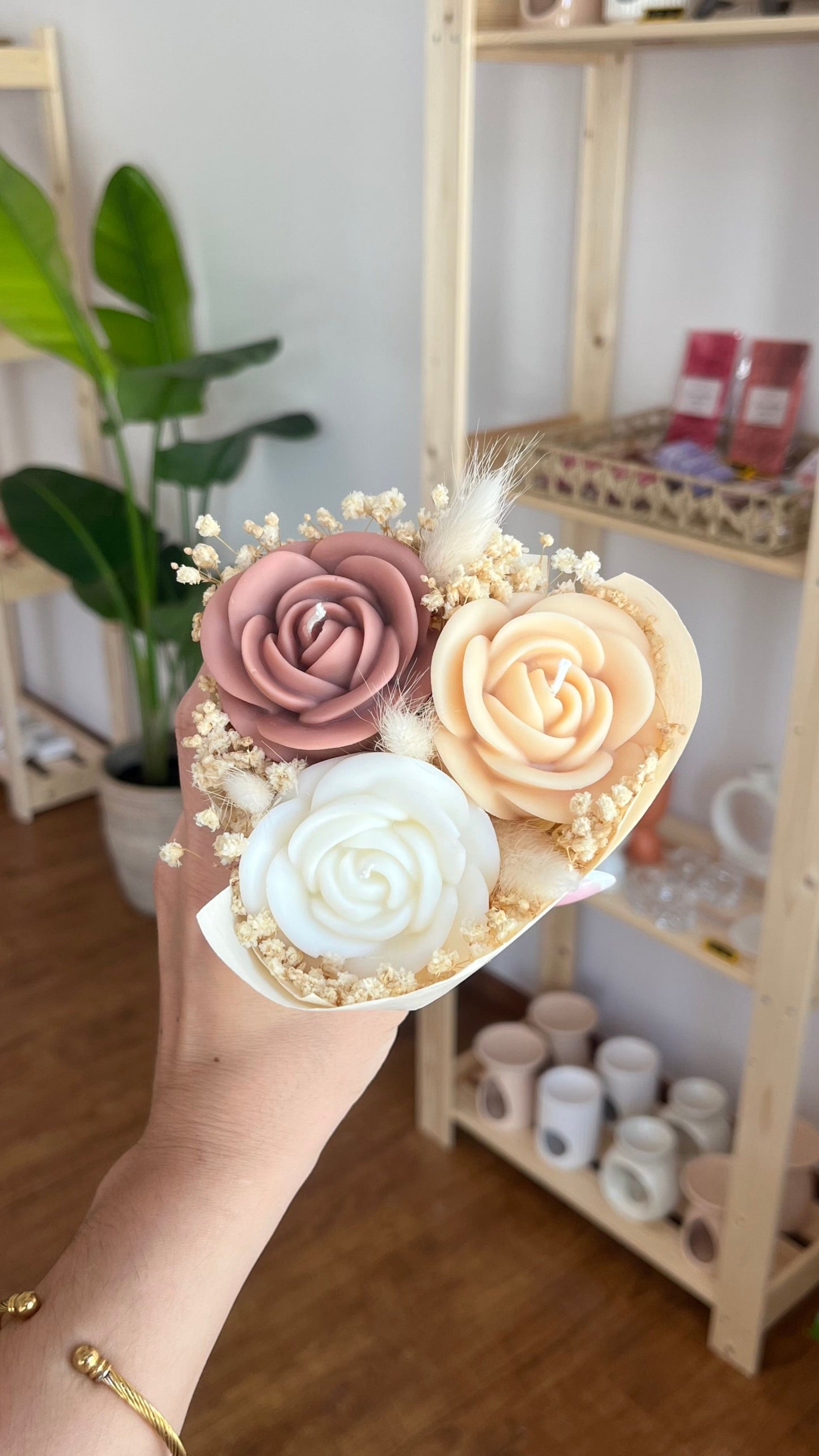 Classic candle bouquet