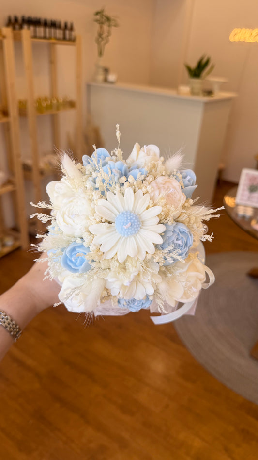 Medium baby blue candle bouquet
